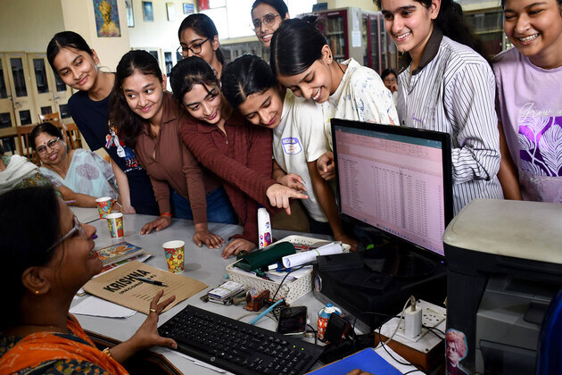IIT panel grants security clearance to examiner-facing CBSE evaluation portal