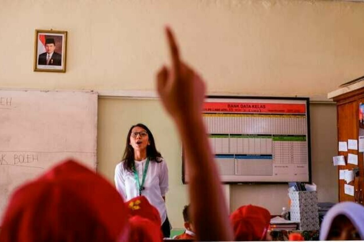 Mengapa guru perlu bersikap tegas?