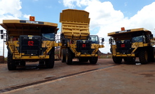 Caminhões fora de estrada Caterpillar 777G da Caterpillar