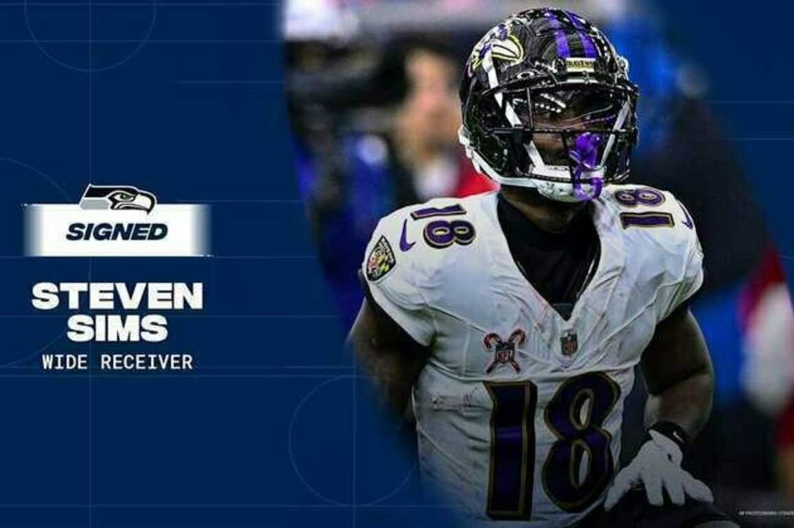 Seahawks Sign WR Steven Sims