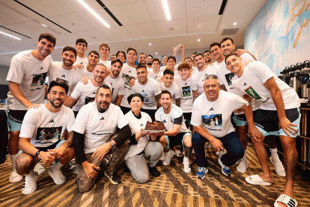 Argentina players wear special shirts for Messi's 39th birthday celebration