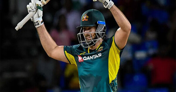 3rd T20I: Fiftes from David-Stoinis take Australia to 186/6 in 20 overs against India at Hobart