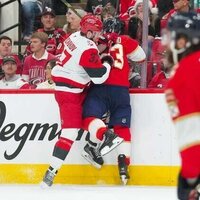 Sam Reinhart directs Panthers' attack in comeback win vs. Hurricanes
