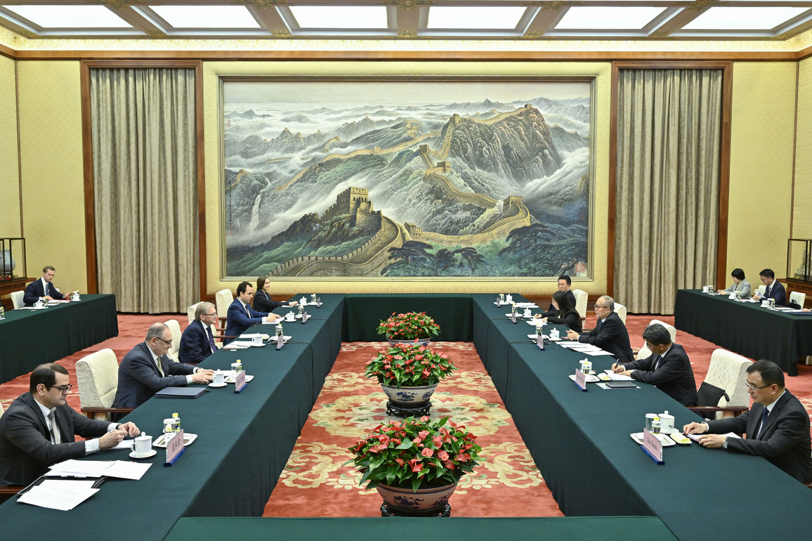 CHINA-BEIJING-LI HONGZHONG-RUSSIA-COMMITTEE-MEETING (CN)
