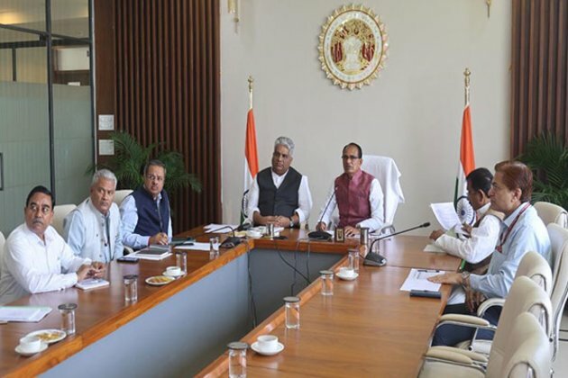 MP CM Chouhan, union forest minister hold Cheetah review meeting