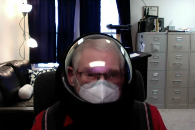 Professor tells vectors of disease students to not come to class