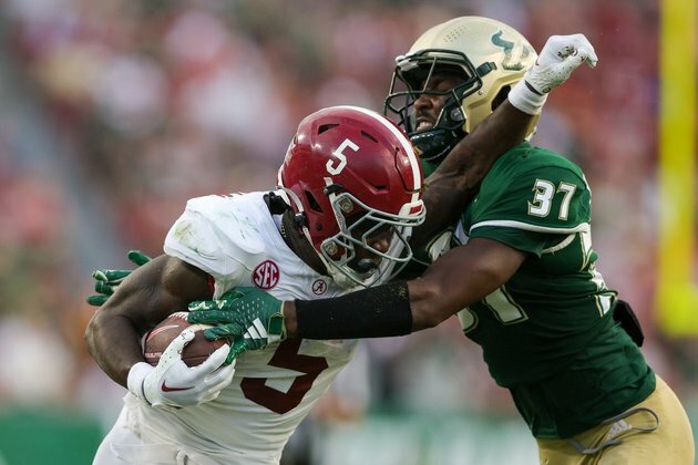 Alabama falls to No. 13, Texas jumps to No. 3 in poll