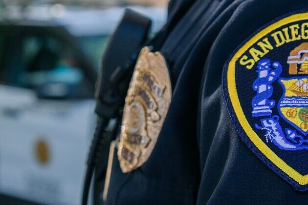 Polica de San Diego acusado de explotar sexualmente a menores