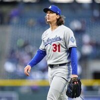 Tyler Glasnow dominates as Dodgers blank Giants