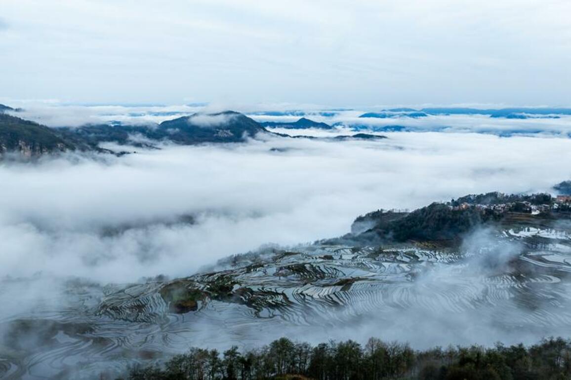 60"FlyOverChina | Wondrous rice terraces in SW China's Yunnan
