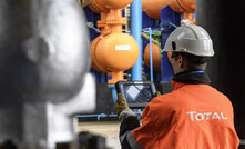 Total takes A$1.1 billion hit from Ichthys and GLNG 