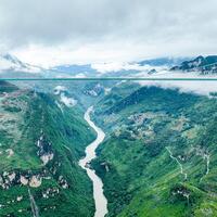 Update: World's tallest bridge opens to traffic in southwest China's Guizhou