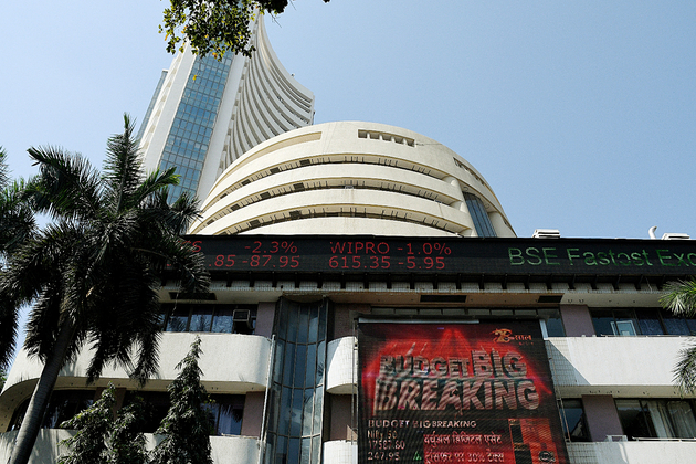 Nifty opens in red, Sensex in green amid consolidation as India-EU talks to resolve FTA issues intensify