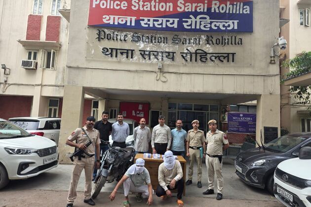 Delhi Police cracks armed robbery, two arrested; Rs 5.51 Lakh cash and pistol recovered