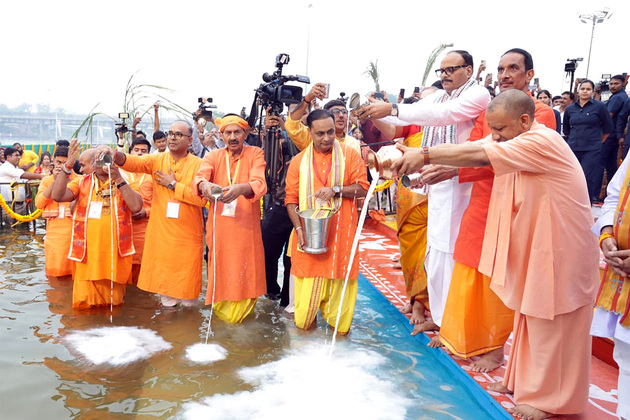 Chhath Puja is symbol of India's unity, spiritual upliftment and ancient heritage: CM Yogi Adityanath participates in rituals at Gomti Ghat
