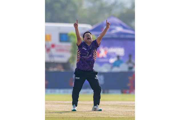 Late surge, disciplined bowling lift Rajasthan Lions past Dubai Royals despite Chawla's hat-trick