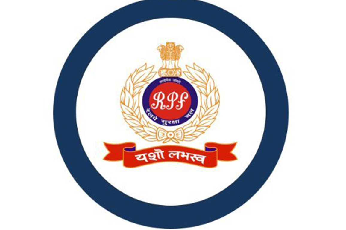 RPF busts smuggling syndicate, seizes 43 kgs narcotics worth Rs 12.82 lakhs in Nagpur and Kalaburagi