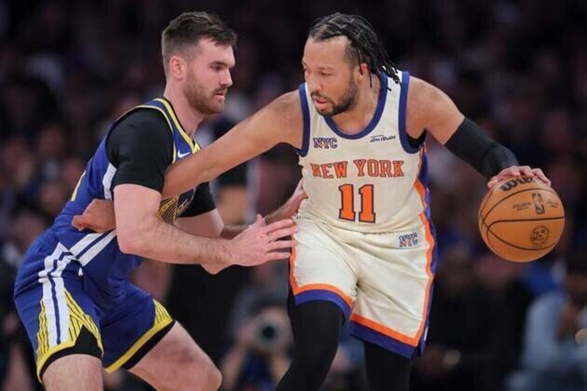 Knicks recover from 21-point deficit, hold off Warriors