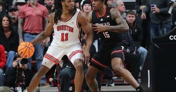 No . 12 Texas Tech hangs on , ends road dominance by No . 6 Houston