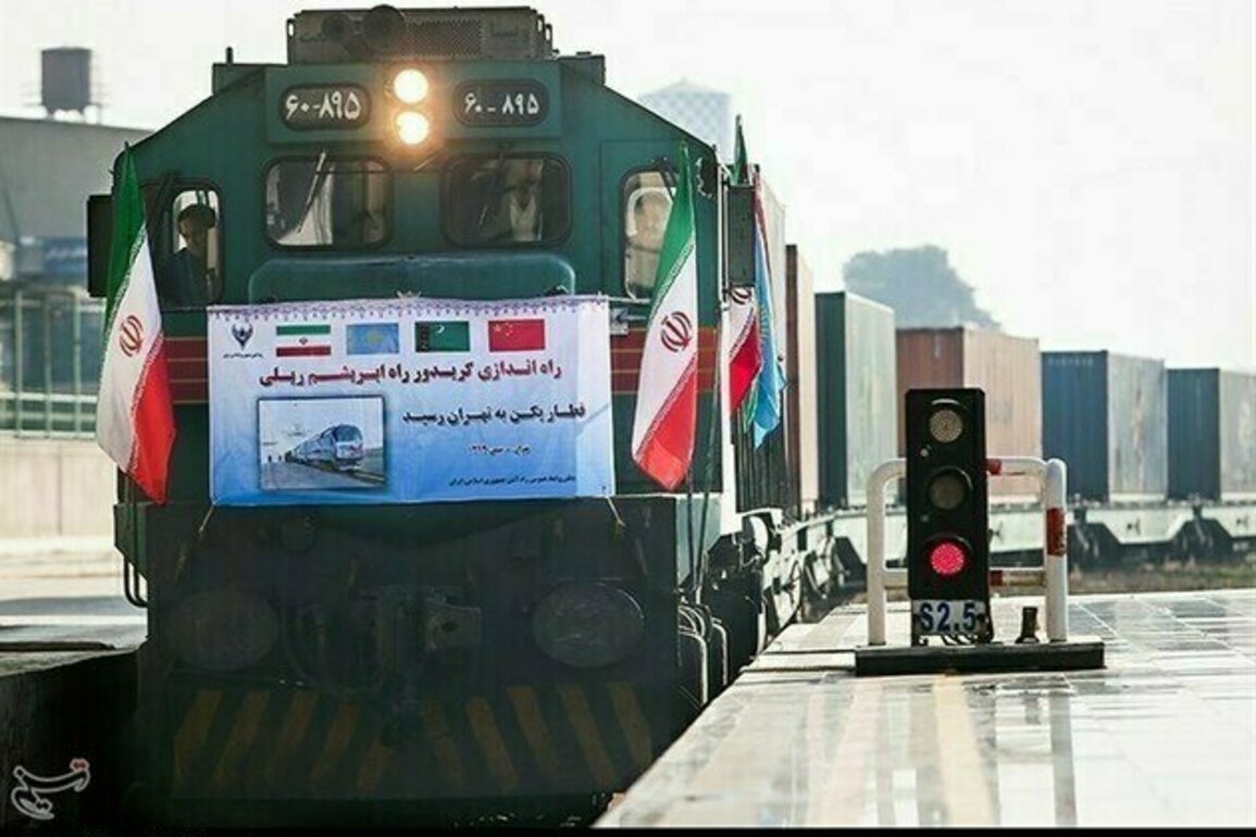 Freight Route Gets Rolling As Chinese Train Unloads in Irans Dry Port
