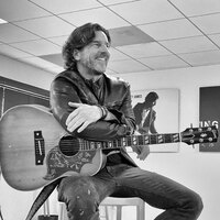 "Jesus, Take the Wheel" songwriter Brett James dies in North Carolina plane crash