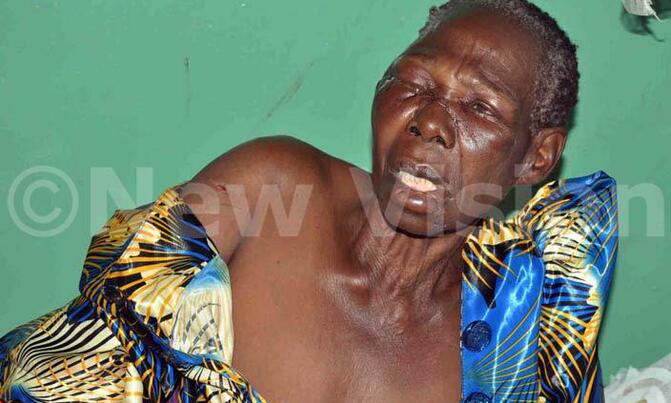 Mob hacks man's leg after attacking granny over land Mob hacks man's leg after attacking granny over land