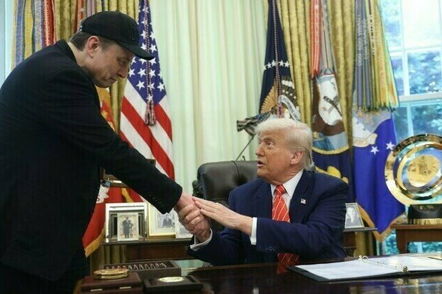 Trump offers olive branch to Musk