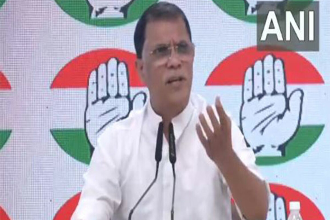 Congress' Pawan Khera refutes Shashi Tharoor's claims on surgical strikes, backs Udit Raj's criticism