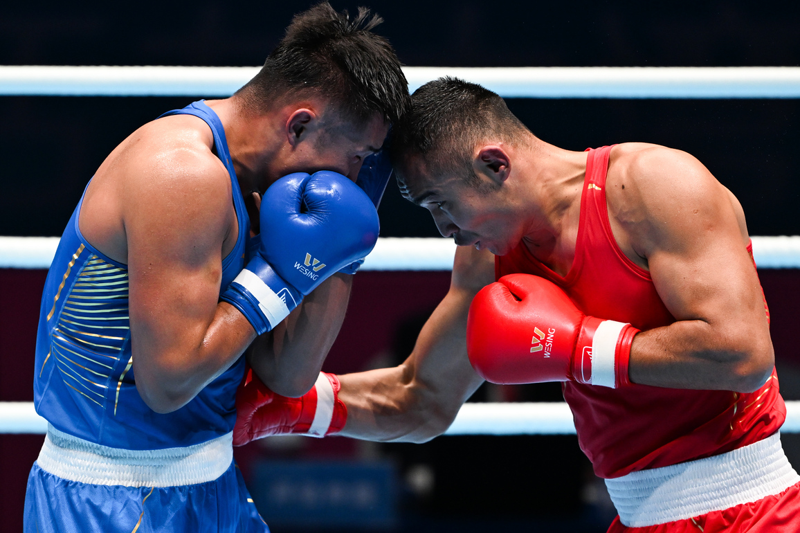 (SP)CHINA-15TH NATIONAL GAMES-BOXING-MEN'S +92KG-FINAL (CN)