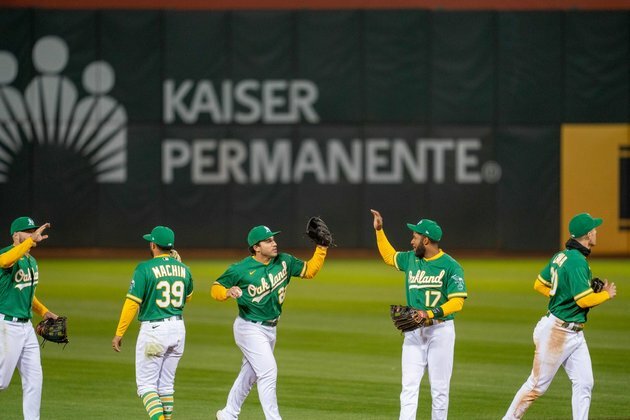 MLB roundup: A's sweep Twins in DH, win 10th straight