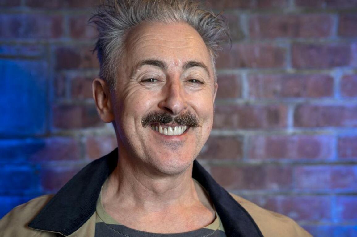 Alan Cumming to host Bafta ceremony for first time