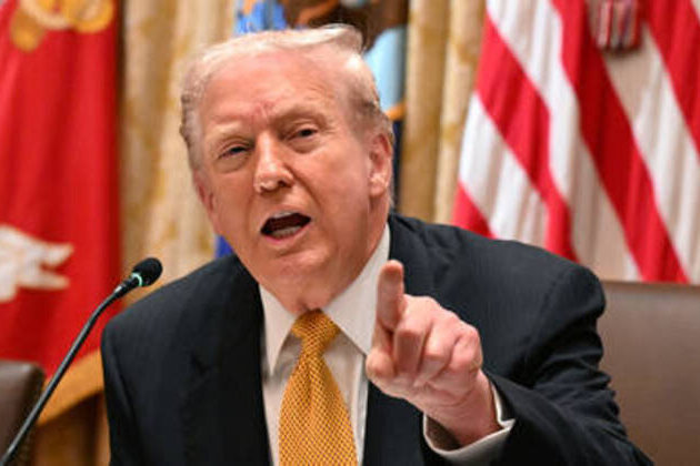Trump declares Venezuelan airspace closed