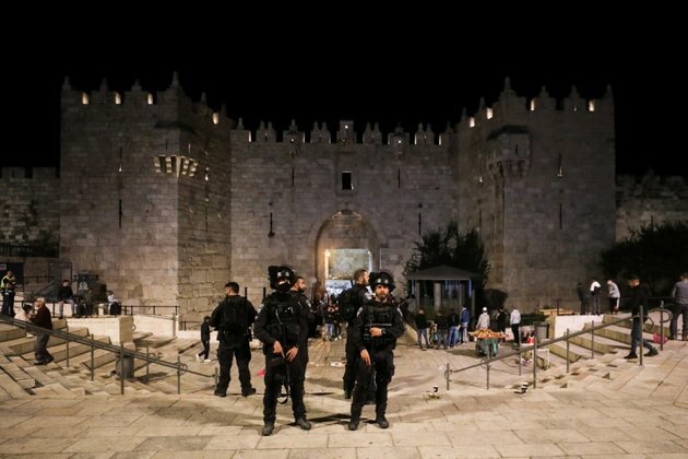 Police Shoot Palestinian Attacker After Jerusalem Stabbing