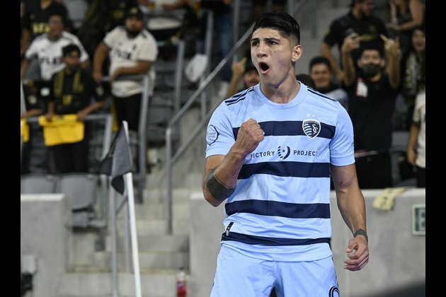 Sporting KC F Alan Pulido (knee) out for 2022 season