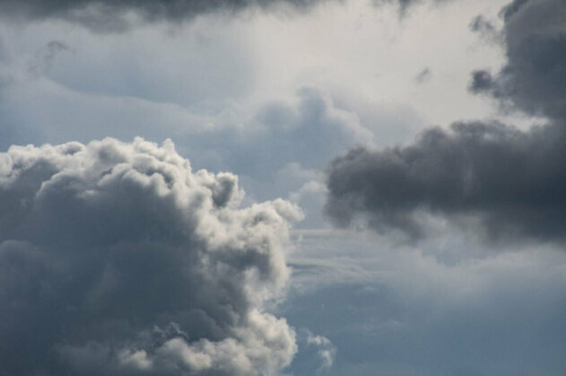 Clouds and Light Rain Expected Across Bulgaria on October 14