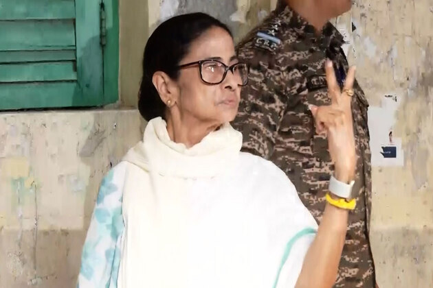 West Bengal phase 2 polls: Mamata Banerjee casts her vote in Kolkata
