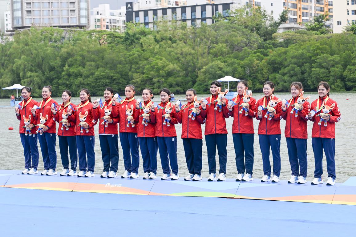 (SP)CHINA-HAINAN-SANYA-ASIAN BEACH GAMES-DRAGON BOAT-SMALL BOAT-WOMEN'S 100M STRAIGHT RACE-GRAND FINAL(CN)