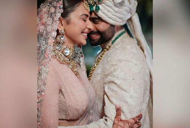 Rakul Preet Singh, Jackky Bhagnani share special moment from their wedding day