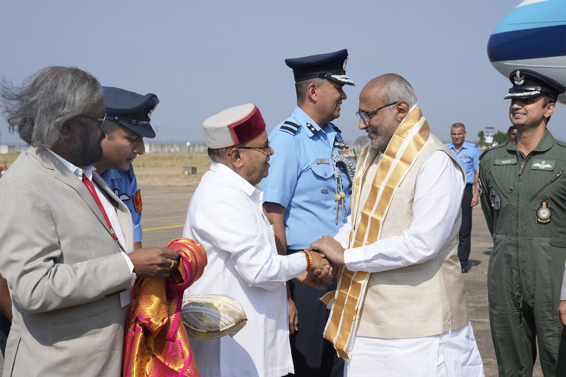 Vice President CP Radhakrishnan arrives in Karnataka; received by Governor Thaawarchand Gehlot