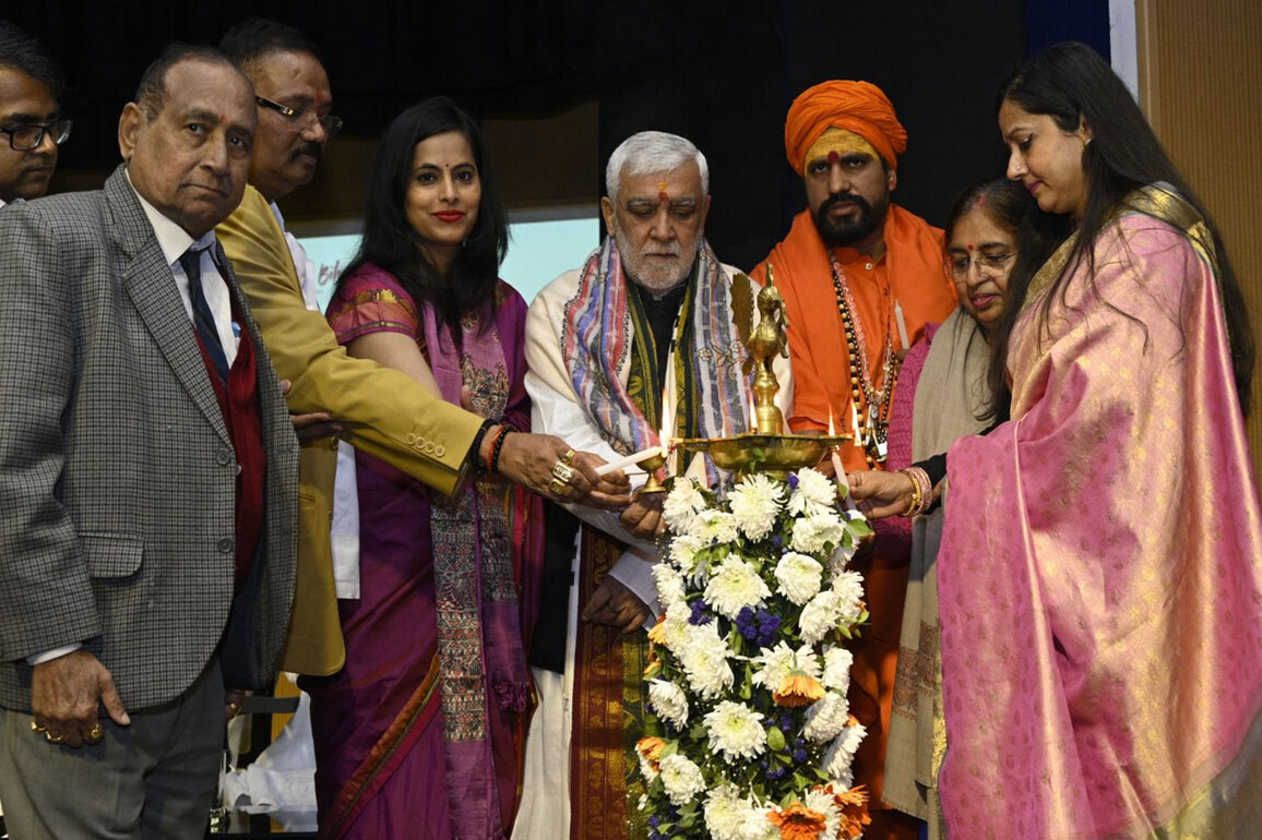 India launches global 'brain gain' push as 800+ leaders back Viksit Bharat vision