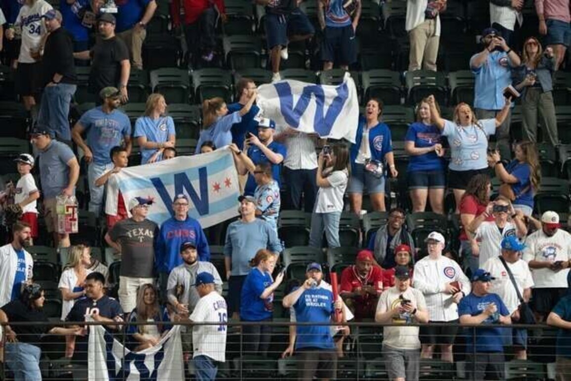Rangers and Cubs, heading in opposite directions, face off in Texas