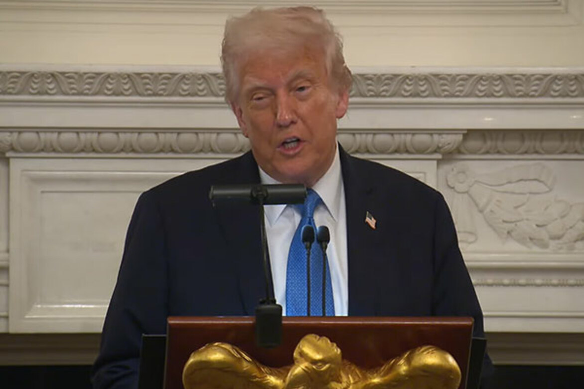 "Progress being made" in Russia-Ukraine conflict, Trump says after call with "nice gentleman" Putin