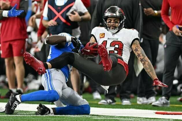 Banged-up Bucs could catch break as WR Mike Evans eyes MNF return