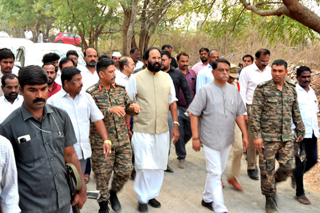 Robots deployed to aid SLBC tunnel rescue: Telangana Minister Uttam Kumar Reddy
