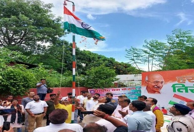 I-Day celebrations: RK Singh hoists Tiranga at Motihari