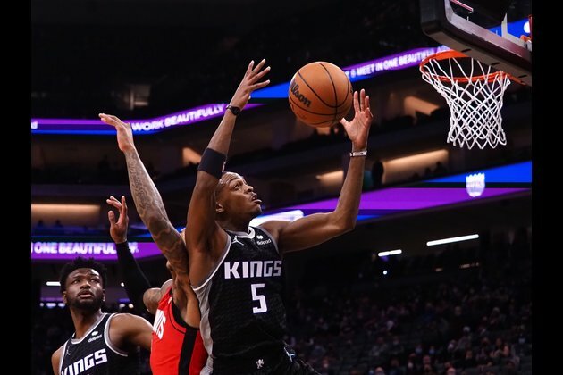 Christian Wood hits 20th double-double as Rockets top Kings