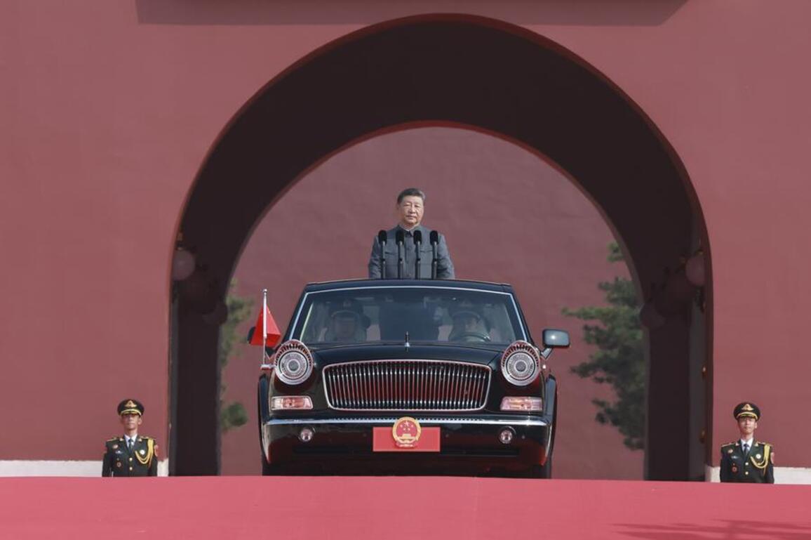 Xi's Album | Xi reviews troops to mark 80th anniversary of victory over Japanese aggression