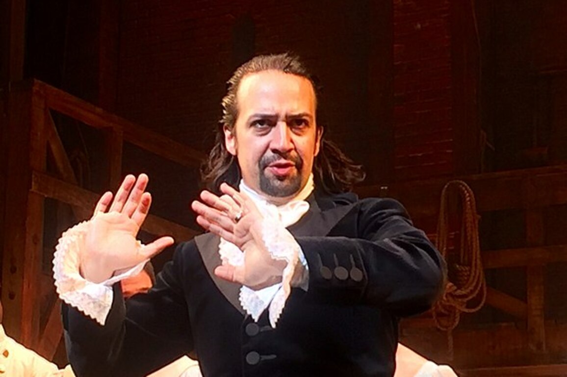 Miranda turns Hamilton milestone into immigration fundraiser