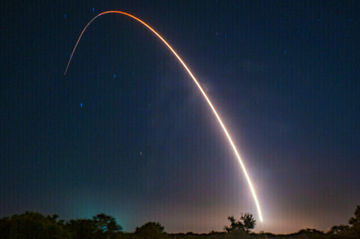 World on the brink of new nuclear arms race  report