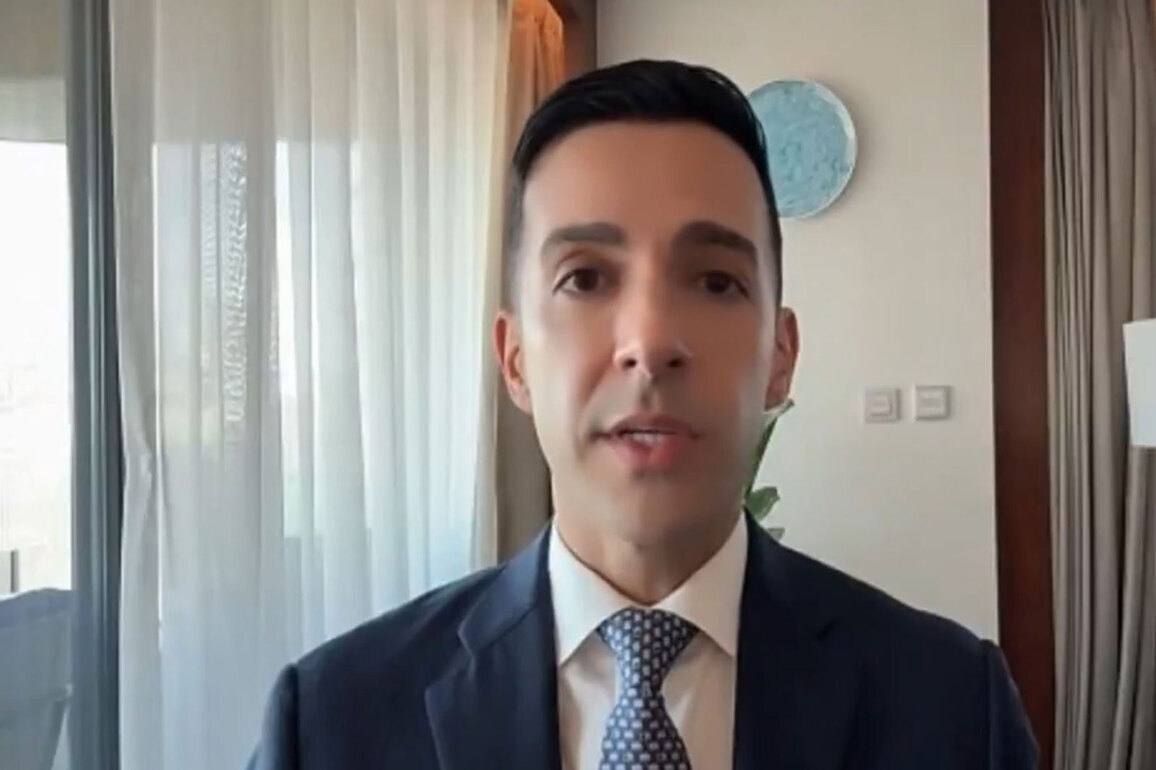 Iranians believe they have "upper hand" by holding global economy hostage through Strait of Hormuz: Crisis Group's Ali Vaez